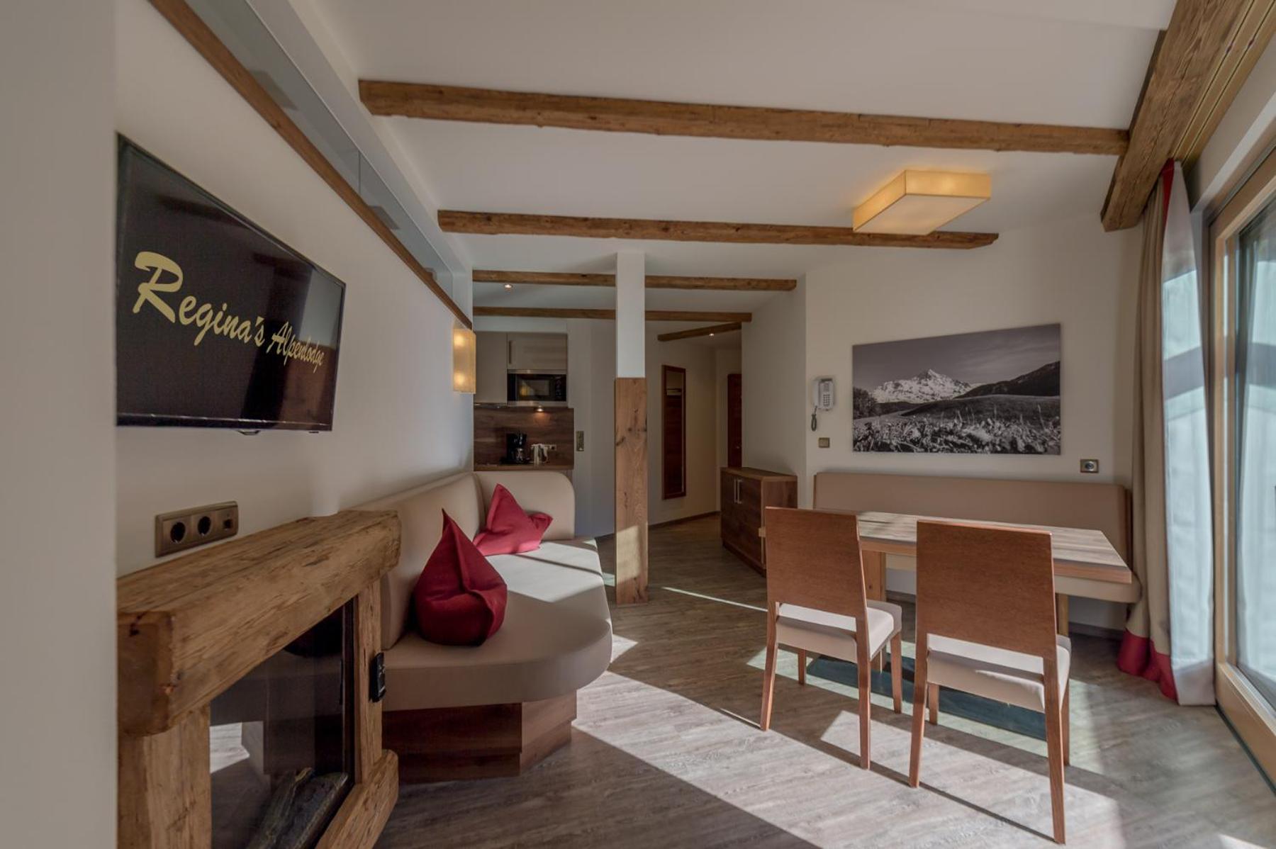 Apartment The By Regina